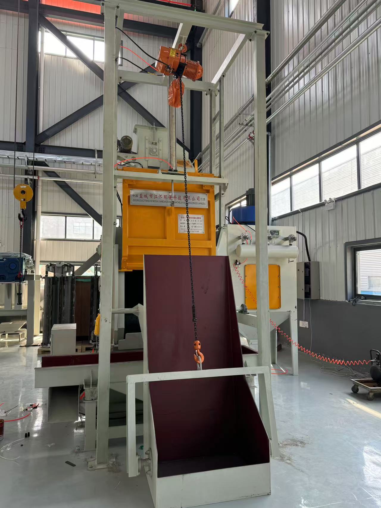 Q3210自動(dòng)上下料履帶機(jī)